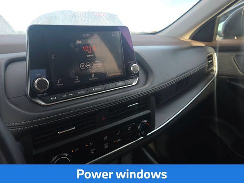 Used 2023 Nissan Rogue S FWD image 9