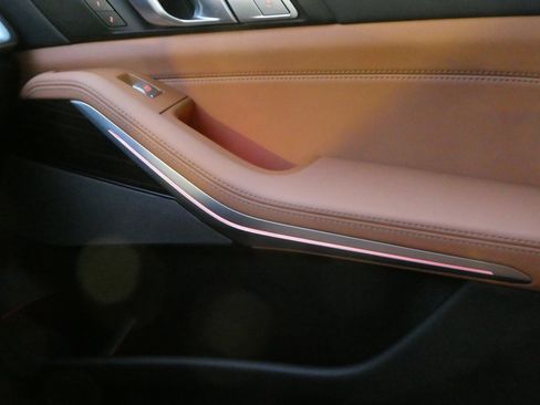 Used 2026 BMW X7 xDrive40i image 49