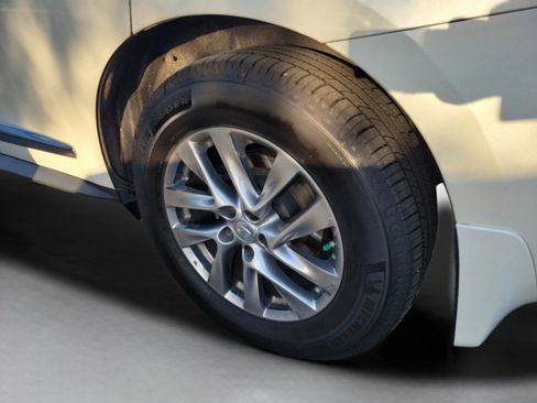 Used 2015 INFINITI QX60 FWD w/ Premium Package image 24