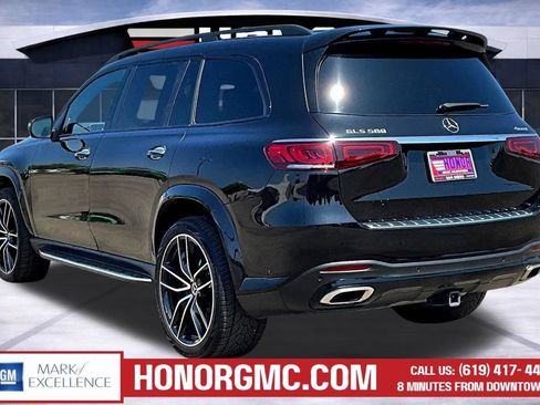 Used 2021 Mercedes-Benz GLS 580 4MATIC image 4