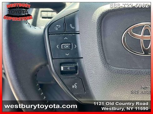 Used 2023 Toyota Prius LE AWD/4WD image 21