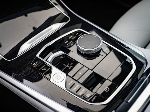 New 2026 BMW X5 xDrive40i w/ M Sport Package image 31