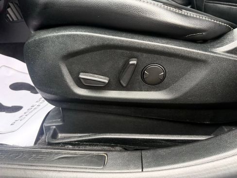 Certified 2022 Ford Edge SEL AWD/4WD image 18