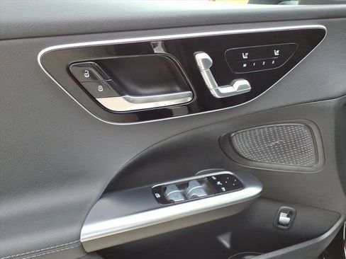 Used 2025 Mercedes-Benz C 300 4MATIC Sedan image 14