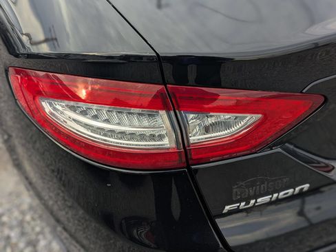 Used 2016 Ford Fusion SE image 29