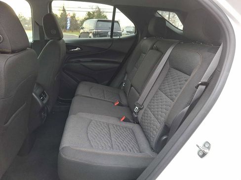 Used 2021 Chevrolet Equinox LT image 8