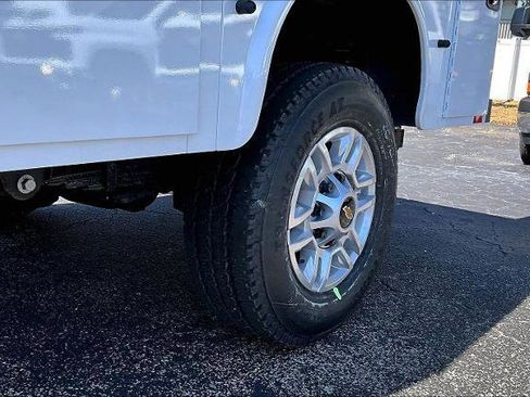 New 2026 Chevrolet Silverado 3500 W/T w/ WT Convenience Package RWD image 9