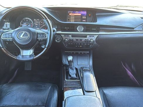 Used 2017 Lexus ES 350 image 18