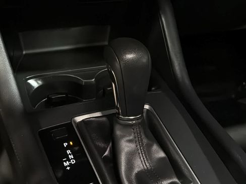 Used 2024 MAZDA MAZDA3 s FWD image 17