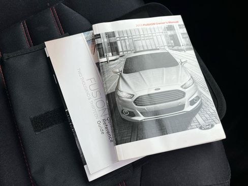 Used 2013 Ford Fusion SE FWD image 31