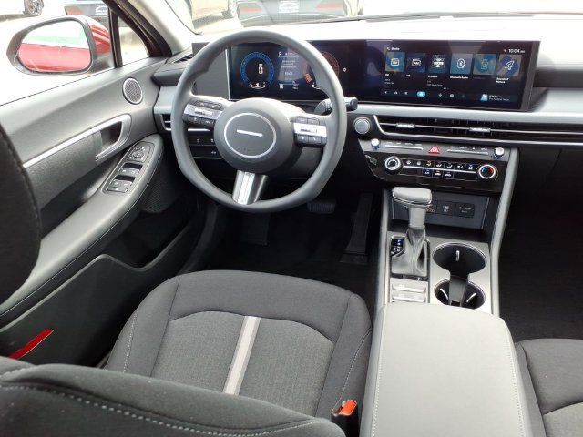 New 2026 Hyundai Sonata SE FWD image 4