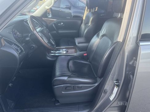 Used 2017 INFINITI QX80 2WD w/ Driver Assistance Package image 10