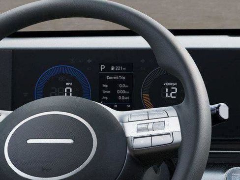 Used 2025 Hyundai Kona SE FWD image 22