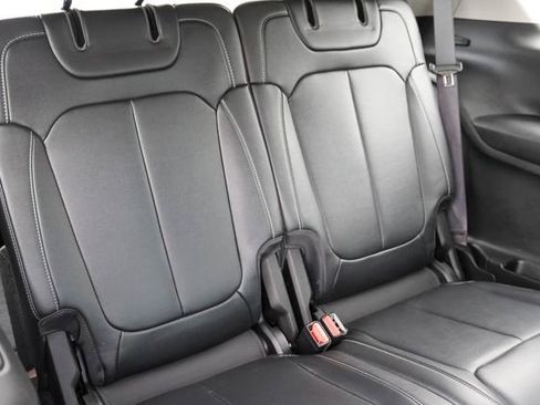 Used 2022 Jeep Grand Cherokee L Limited w/ Black Appearance Package AWD/4WD image 20