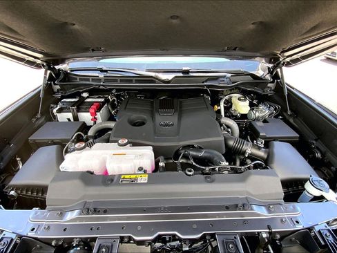 New 2026 Toyota Tundra SR5 AWD/4WD image 14