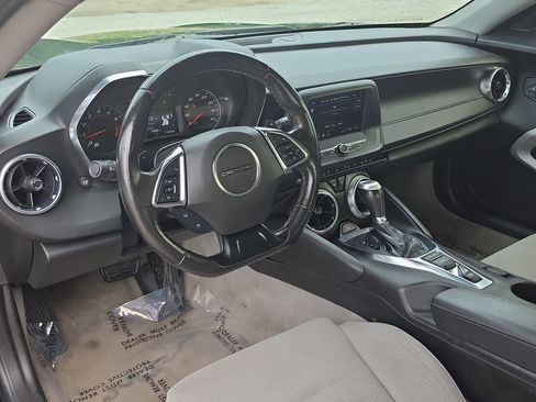 Used 2023 Chevrolet Camaro LT RWD image 19