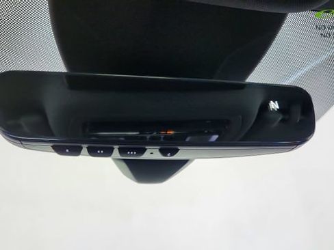 Used 2024 Audi Q4 e-tron Prestige AWD/4WD image 53