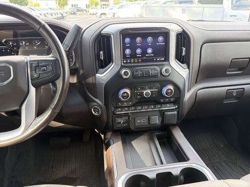 Used 2019 GMC Sierra 1500 SLT w/ SLT Premium Plus Package AWD/4WD image 30