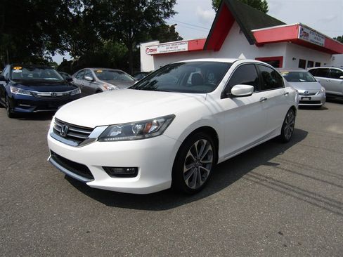 Used 2014 Honda Accord Sport image 11