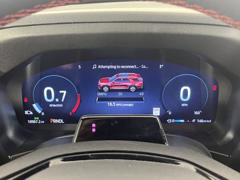 Used 2025 Ford Explorer ST-Line w/ Premium Package image 13