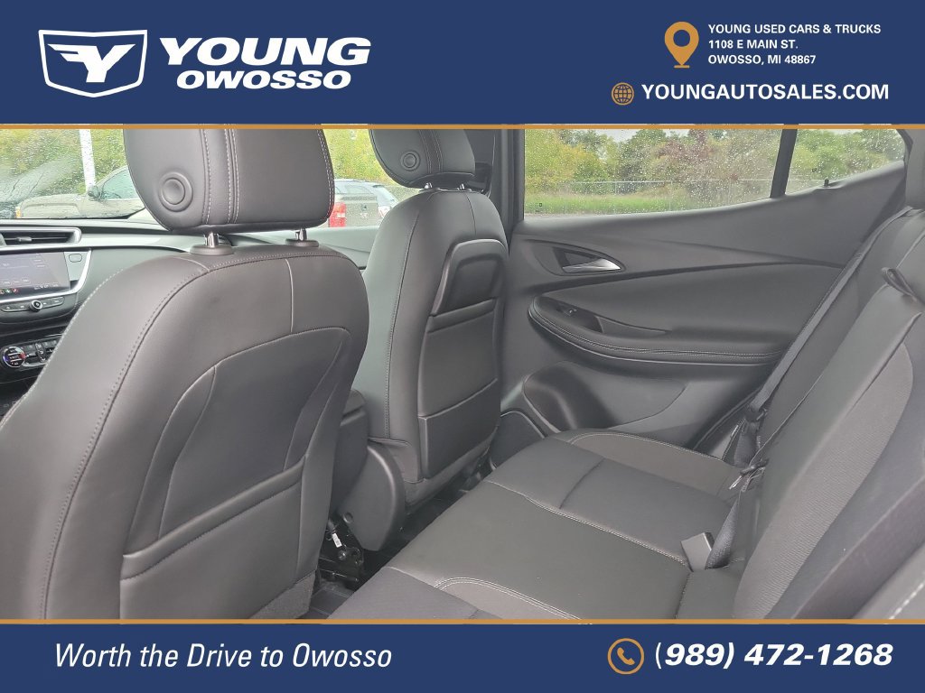 Used 2023 Buick Encore GX Select AWD/4WD image 29