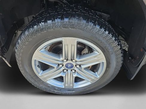 Used 2019 Ford F150 Lariat AWD/4WD image 12