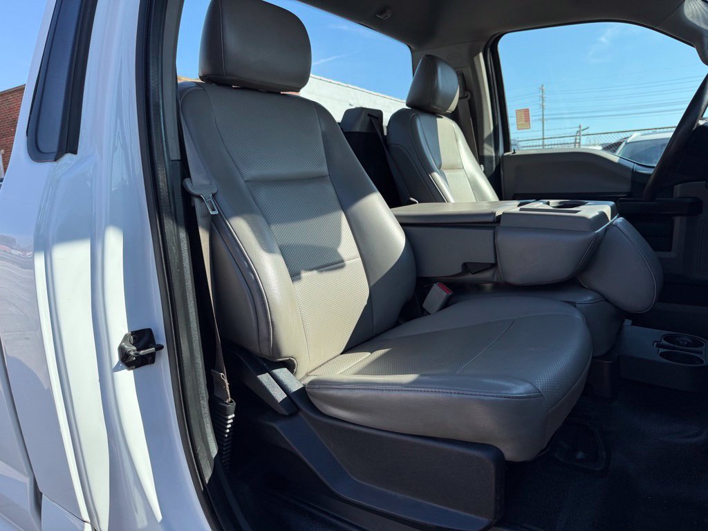Used 2017 Ford F250 XL w/ Power Equipment Group AWD/4WD image 23