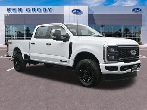 Used 2024 Ford F250 XL w/ STX Appearance Package AWD/4WD image 1