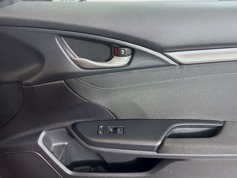 Used 2019 Honda Civic EX image 31