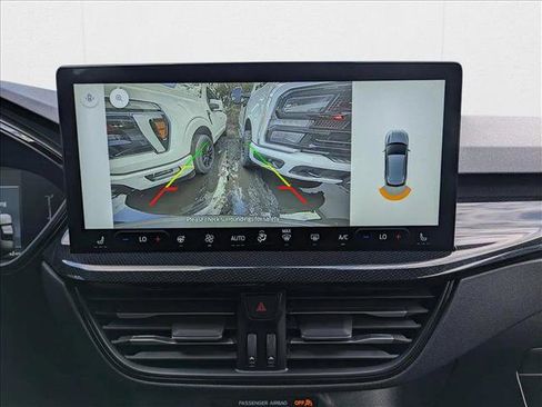 New 2025 Ford Escape ST-Line w/ Equipment Group 301A image 11