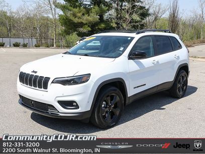 Used 2023 Jeep Cherokee Altitude Lux w/ Lux Elite Package