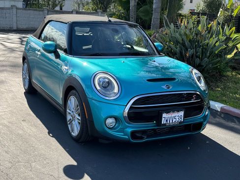 Used 2017 MINI Cooper S image 10