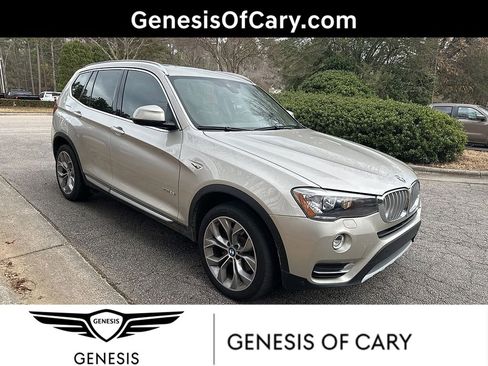 Used 2017 BMW X3 xDrive28i image 1