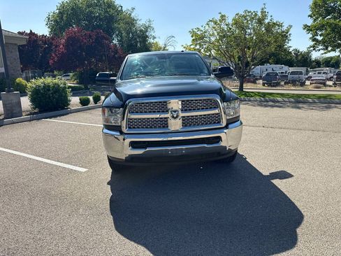 Used 2016 RAM 2500 Tradesman w/ Chrome Appearance Group image 8