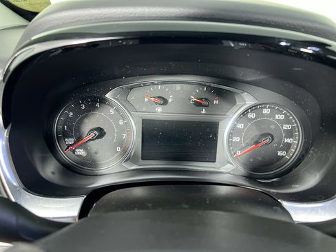 Used 2021 Chevrolet Traverse LT FWD image 20