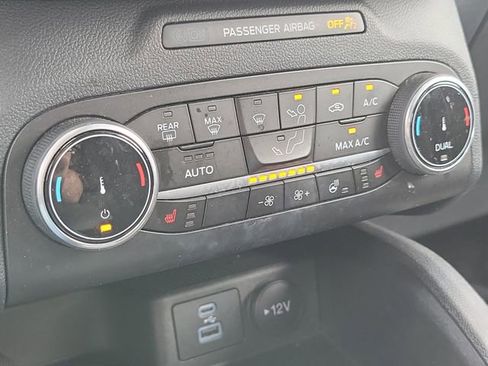 Certified 2023 Ford Escape Active AWD/4WD image 18