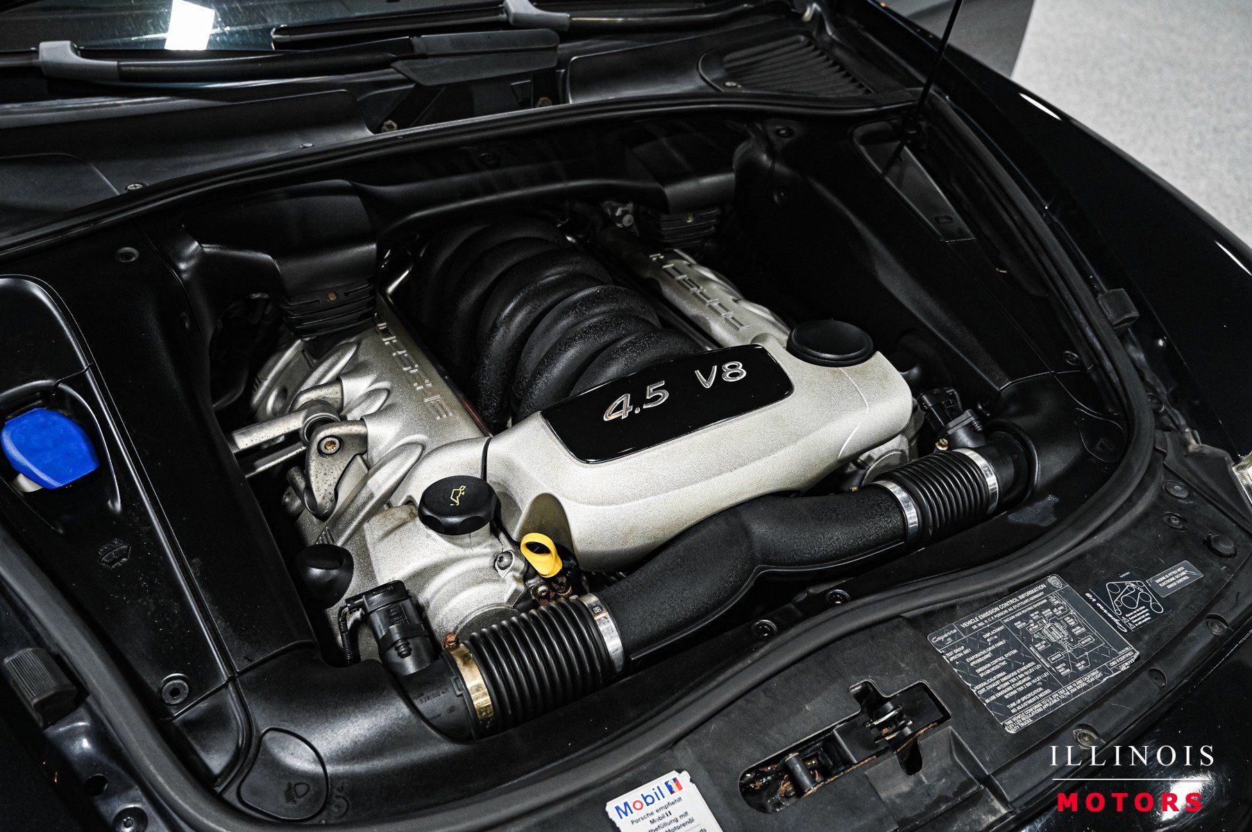 Used 2004 Porsche Cayenne S AWD/4WD image 38