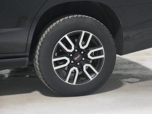 Used 2022 GMC Yukon AT4 w/ Max Trailering Package image 26