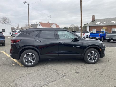New 2026 Chevrolet Blazer LT w/ Convenience Package image 8