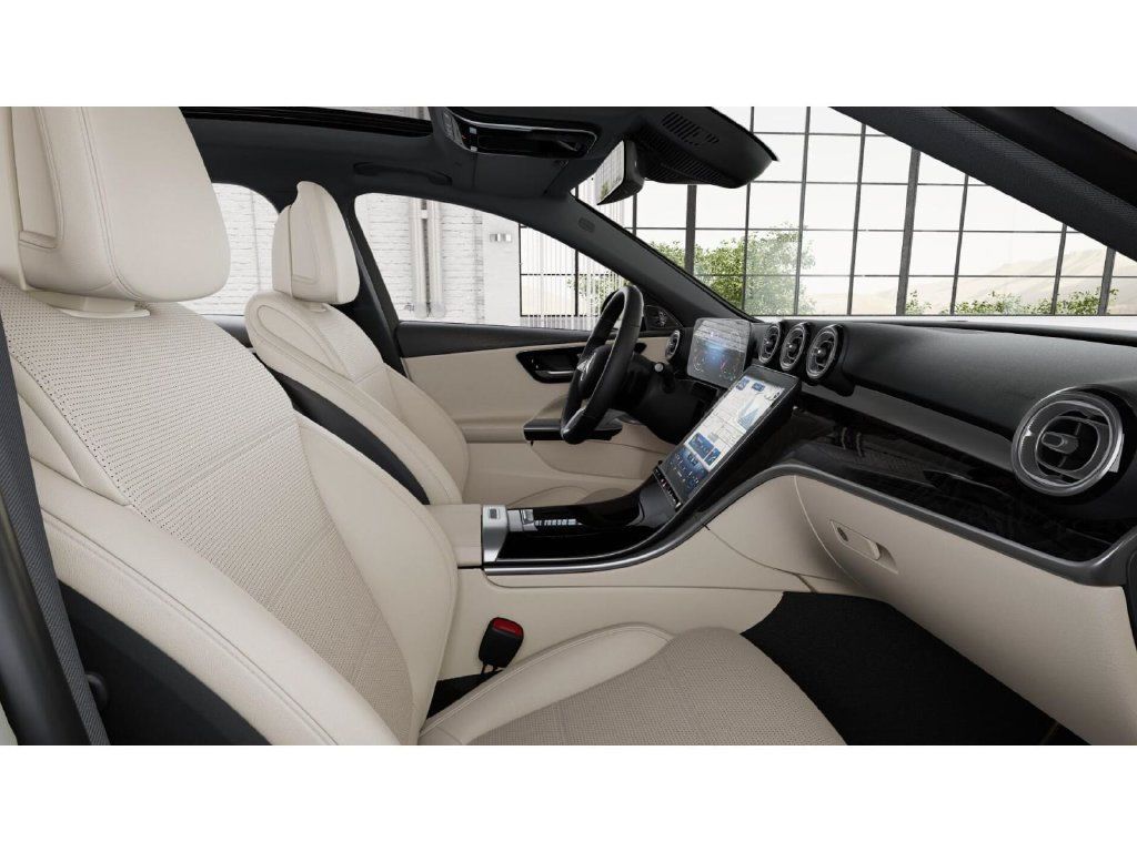 Used 2026 Mercedes-Benz C 300 Sedan image 4
