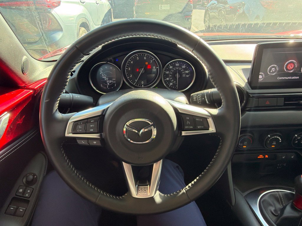 Used 2023 MAZDA MX-5 Miata Club RWD image 13