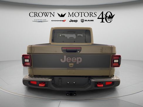 Used 2026 Jeep Gladiator Rubicon AWD/4WD image 5