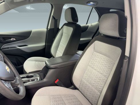 Certified 2023 Chevrolet Equinox LS w/ LPO, Floor Liner Package image 23