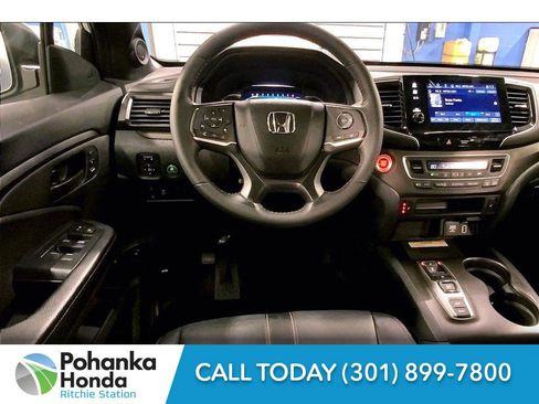 Used 2022 Honda Pilot TrailSport image 4