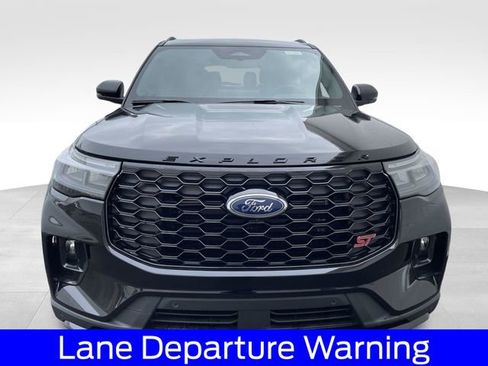 New 2026 Ford Explorer ST w/ Sun And Sound Package AWD/4WD image 3