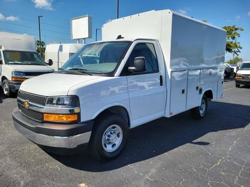 New 2025 Chevrolet Express 3500 w/ Power Convenience Package image 2