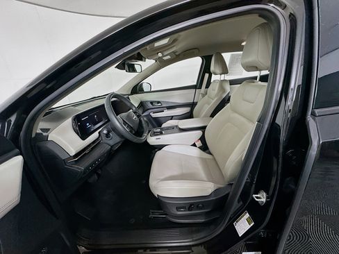 Used 2024 Nissan Ariya FWD image 13