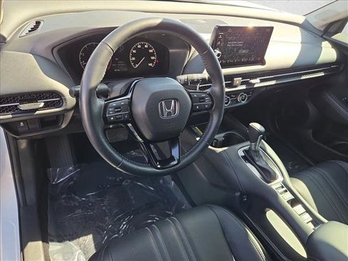 Used 2025 Honda HR-V EX-L image 10