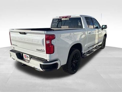 New 2026 Chevrolet Silverado 1500 High Country w/ High Country Premium Package image 7