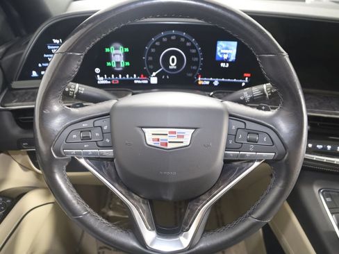 Used 2021 Cadillac Escalade ESV Premium Luxury AWD/4WD image 41
